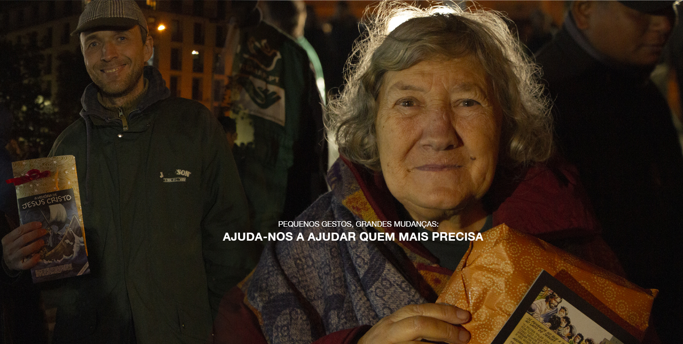 Voluntários da REMAR numa ação solidária
