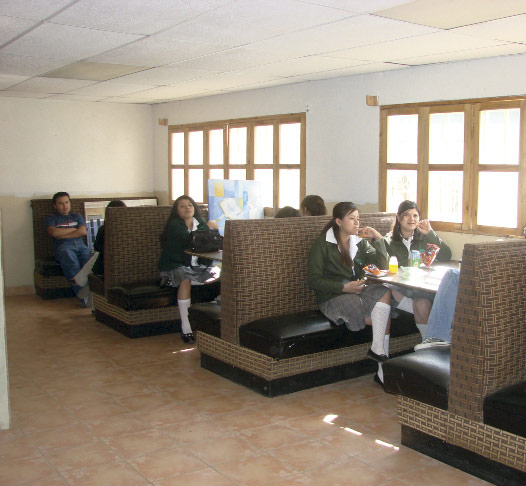 Colégios gratis para crianças em Guatemala