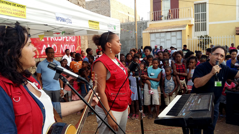 Festa de natal para crianças Remar Cabo Verde