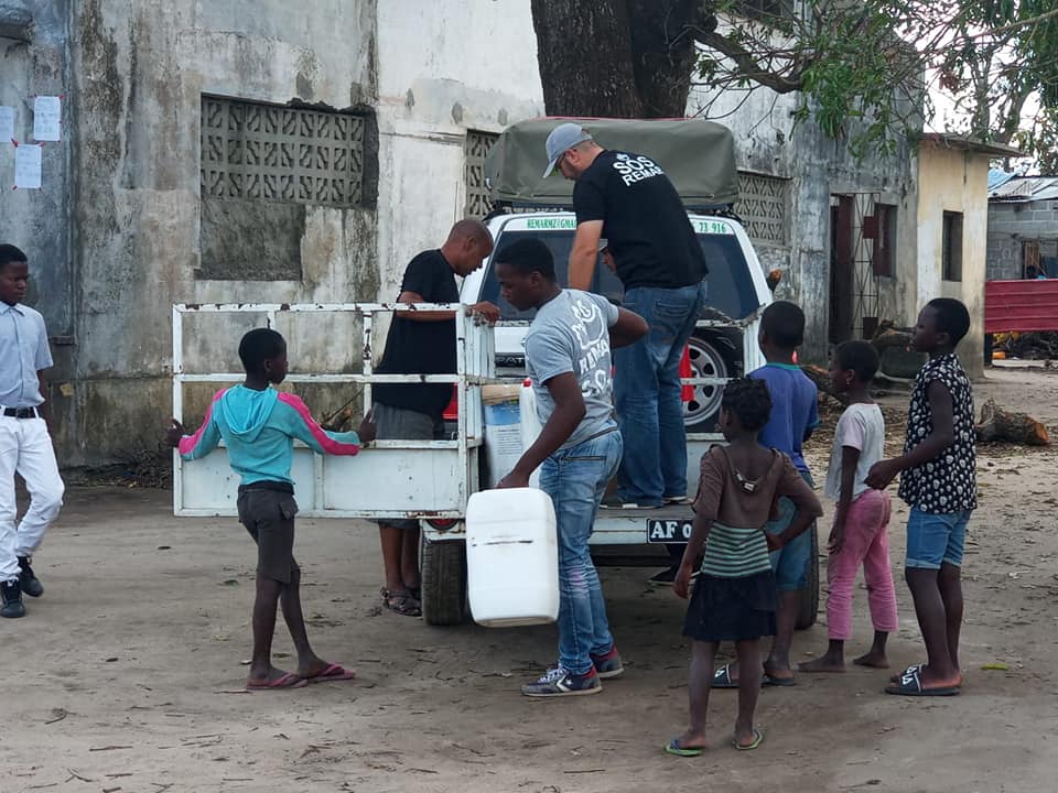 Ajuda às vitimas de Beira - Moçambique