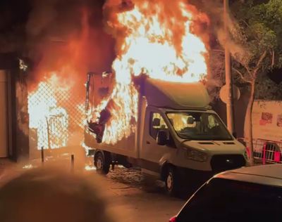Última hora: Incêndio atinge instalações da Partilha Constante em Lisboa